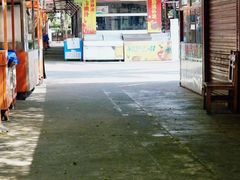 -三亚火车头万人海鲜广场