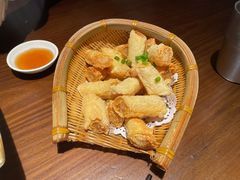 腐皮包黄鱼-酌酒半杯·生腌熟醉·阿拉宁波小菜馆(天一广场店)