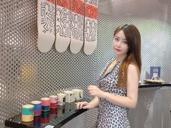 -梅龙镇广场