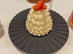-潮一不贰·法式甜品·生日蛋糕·西式简餐(外滩店)