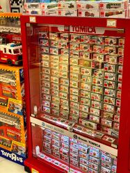 -玩具反斗城(王府井购物中心店)