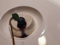 -MONICH牛排融合餐厅(和义大道购物中心店)