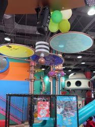 -欧酷世界动力星球(王府井奥莱UP TOWN店)