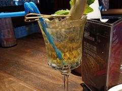 调酒师特调鸡尾酒-MOJO•湖景音乐餐厅•Bar(湖滨店)