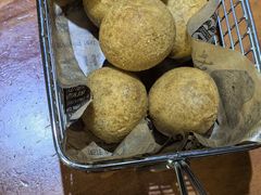 -BHC炸鸡(明洞总店)