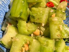 凉拌拍拍黄瓜-火塘云南烧烤大排档