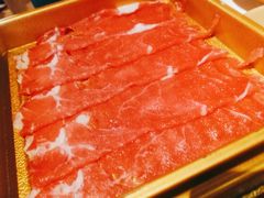 牛肩肉-温禾牛·和牛寿喜烧自助火锅(恒基名人店)