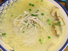 鸡汤银丝面-二孃鸡爪爪(东风路总店)