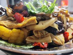 -天天向上素食餐厅(五台山店)