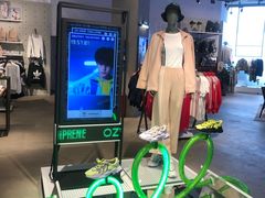 -阿迪达斯(武林银泰三叶草店)