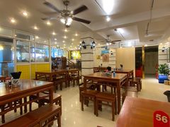 大堂-三两春肚肺汤(崂山路店)