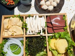 -炙爱鮮貨火锅(中东砂之船店)