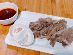 手抓羊肉-贯贯吉·清真餐厅(浙江中路店)
