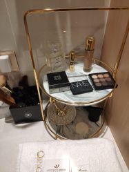 -香港倾城国际·美容美体中心