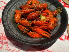 -肥肥虾庄·金牌油焖大虾(杨园滨江时代walk店)