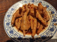 -爆炸头阿姨小四川正宗川味小吃(无任何分店)