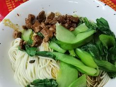 招牌辣肉干拌面-辣肉面大王(天平路店)