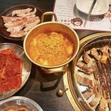 就是要大口吃肉，shuang[调皮]