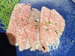 -山川小町·极番烧肉(新地假日广场店)