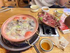 -阿婆情腊排骨火锅(忠义店)