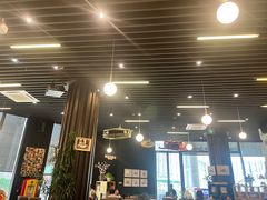-汽车博物馆主题餐厅