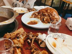 -聚首堂·特色小吃·肘子(什刹海德胜门店)