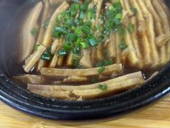 -琼大师东方烤乳猪(亚特兰蒂斯店)