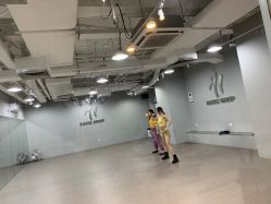 -HI dance 舞室