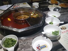 -何鲜菇火锅(大营盘店)
