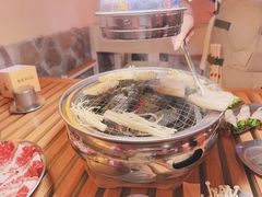 -叽叽扎扎烤肉场(生态城万达店)