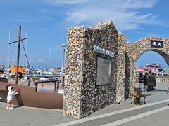 -东港音乐喷泉广场