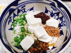 -蜗牛小馆醉乡民谣云南菜(惠新西里店)