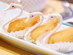 金枕榴莲天鹅酥-茶小点(丽悦新天店)