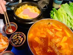 辣炒年糕-炙韩料理·部队锅专门店