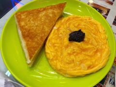 黑松露滑蛋多士-澳门陈光记烧味饭店(万象城店)