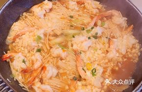 Garlic and Scallion Stir-Fried Shrimp