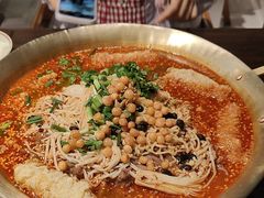 -张翻越·川渝冒菜·武汉黑鸭煲(城北万象城店)