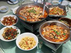 -昱龙大盆牛蛙馆(三兴街总店)