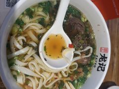 -湘人龙记老长沙米粉(鸟巢店)