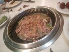 -北京汉丽轩海鲜烤肉自助火锅一体(中百店)