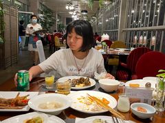 -君来湖滨饭店·玫瑰园