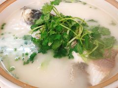 -横山鱼头馆(张横路店)