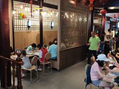 等位区-麦当劳(南后街店)