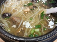 -重庆小面·抄手(解放碑好吃街店)