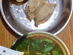 -黄阿姨锅贴大王(万航渡路店)