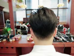 -尼特斯男士发型馆