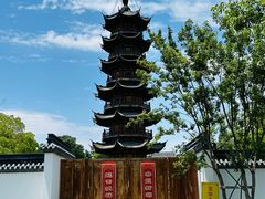 -龙华寺