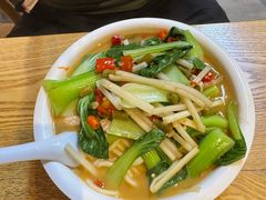-牛八宝桂林米粉(八里庄店)