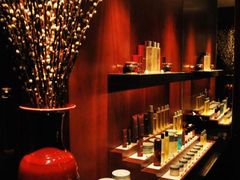 SPA的产品展示区-王府半岛酒店