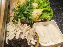 -捞三国黑牛火锅